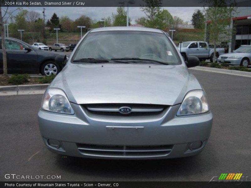Diamond Silver / Gray 2004 Kia Rio Sedan