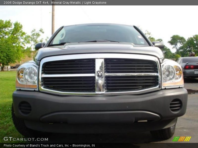 Mineral Gray Metallic / Light Graystone 2006 Dodge Durango SXT 4x4