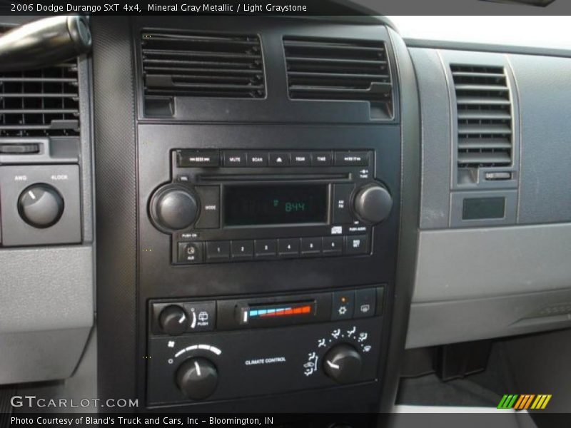Mineral Gray Metallic / Light Graystone 2006 Dodge Durango SXT 4x4