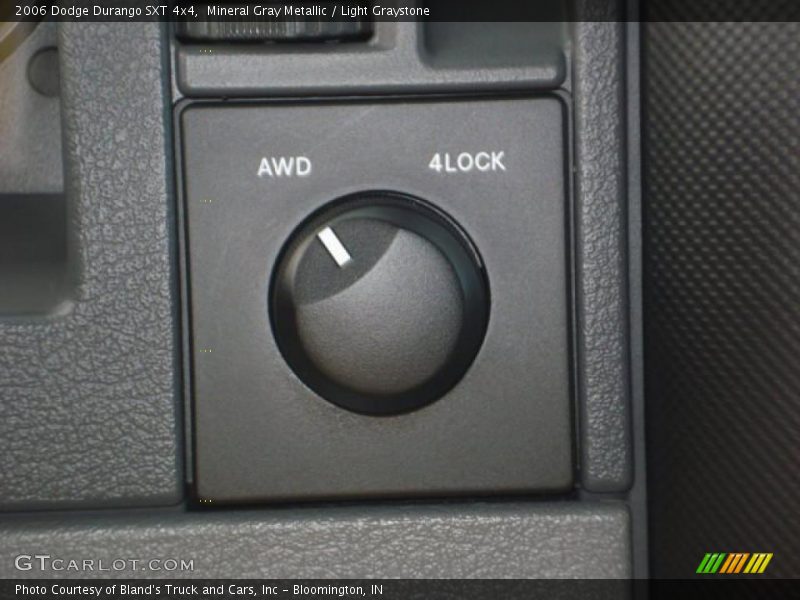 Mineral Gray Metallic / Light Graystone 2006 Dodge Durango SXT 4x4