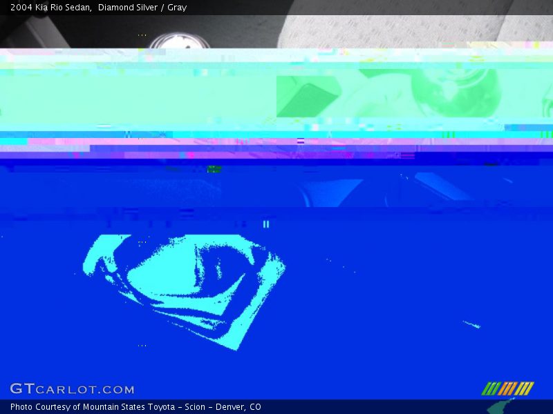 Diamond Silver / Gray 2004 Kia Rio Sedan