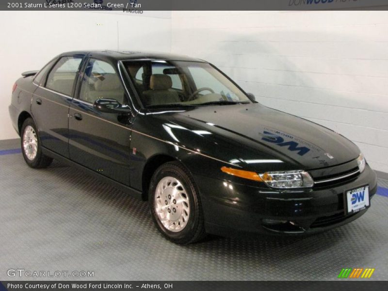 Green / Tan 2001 Saturn L Series L200 Sedan
