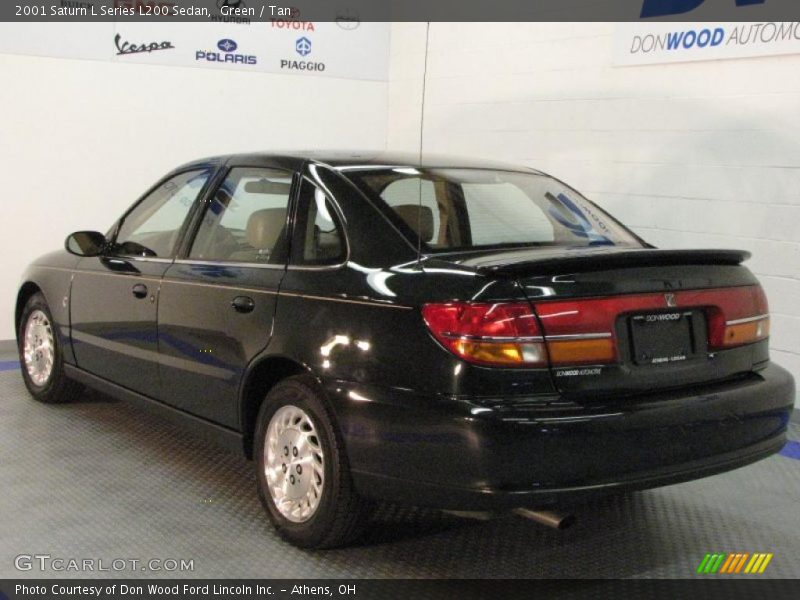 Green / Tan 2001 Saturn L Series L200 Sedan
