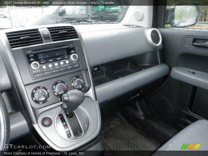 Alabaster Silver Metallic / Black/Titanium 2007 Honda Element EX AWD