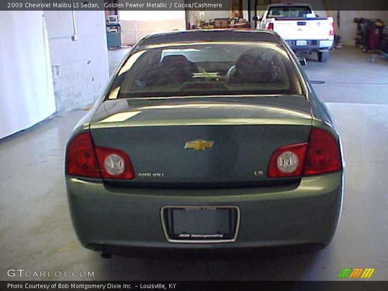 Golden Pewter Metallic / Cocoa/Cashmere 2009 Chevrolet Malibu LS Sedan