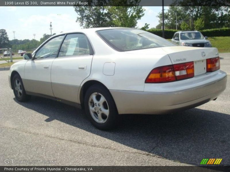 Diamond White Pearl / Beige 1998 Lexus ES 300