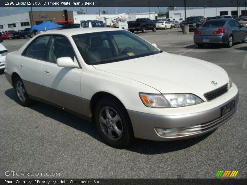 Diamond White Pearl / Beige 1998 Lexus ES 300