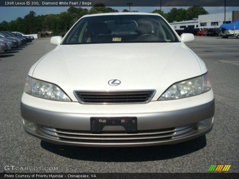 Diamond White Pearl / Beige 1998 Lexus ES 300