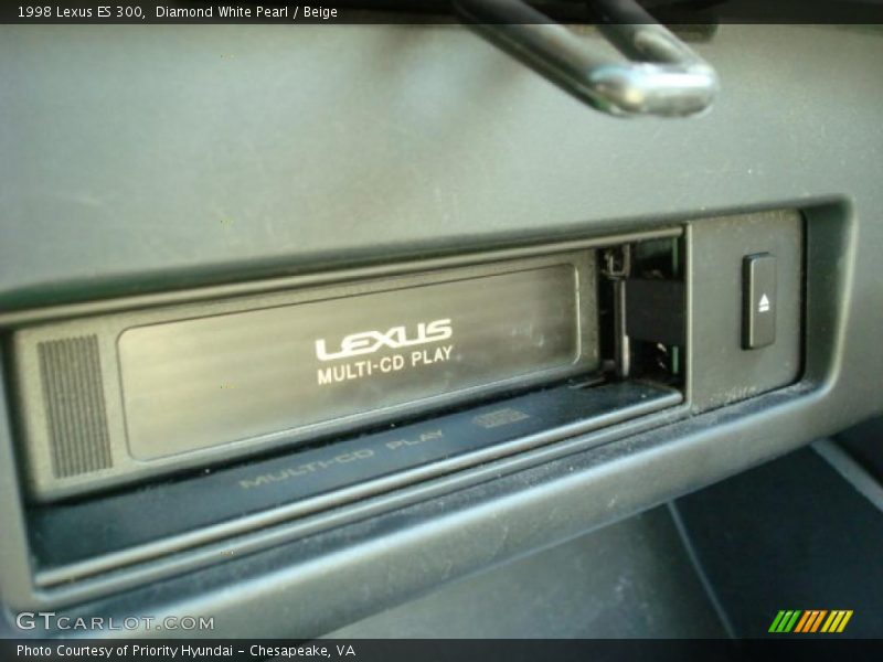 Diamond White Pearl / Beige 1998 Lexus ES 300