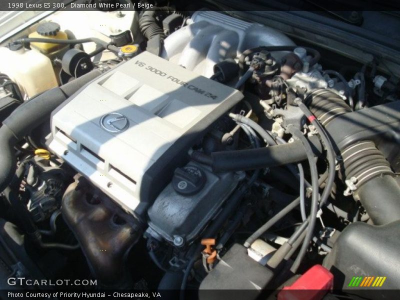 Diamond White Pearl / Beige 1998 Lexus ES 300
