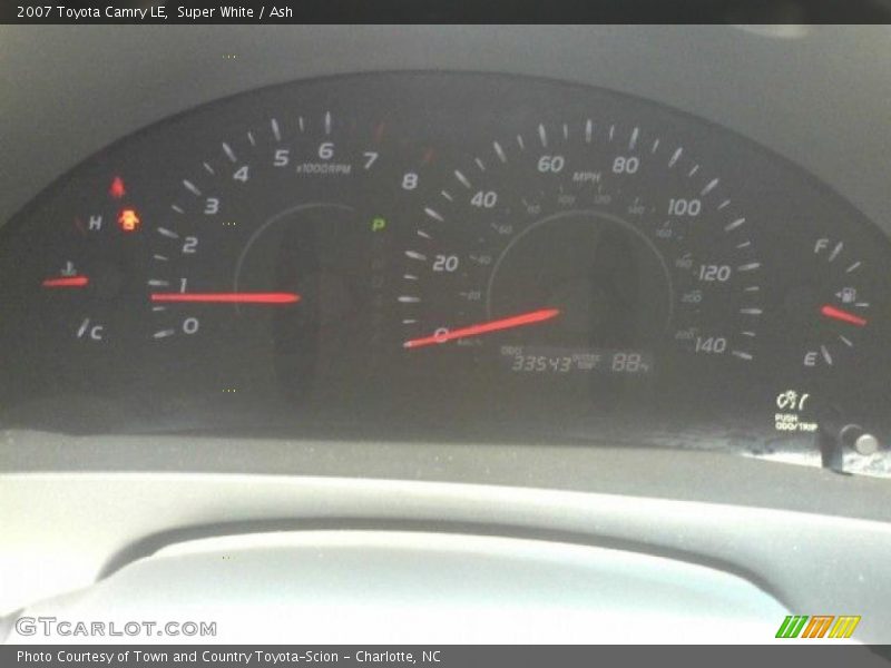 Super White / Ash 2007 Toyota Camry LE