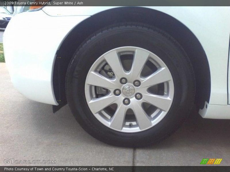 Super White / Ash 2009 Toyota Camry Hybrid