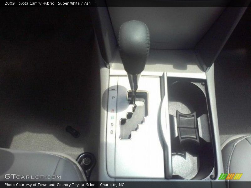 Super White / Ash 2009 Toyota Camry Hybrid