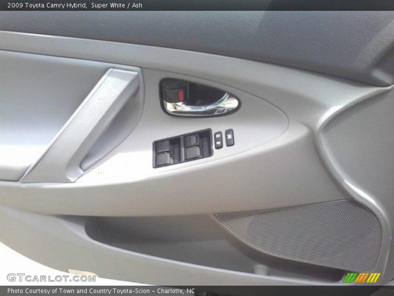 Super White / Ash 2009 Toyota Camry Hybrid
