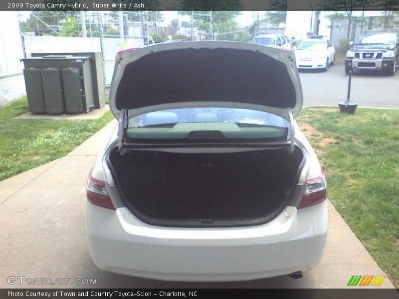 Super White / Ash 2009 Toyota Camry Hybrid