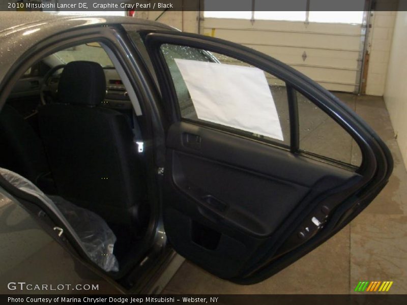 Graphite Gray Pearl / Black 2010 Mitsubishi Lancer DE