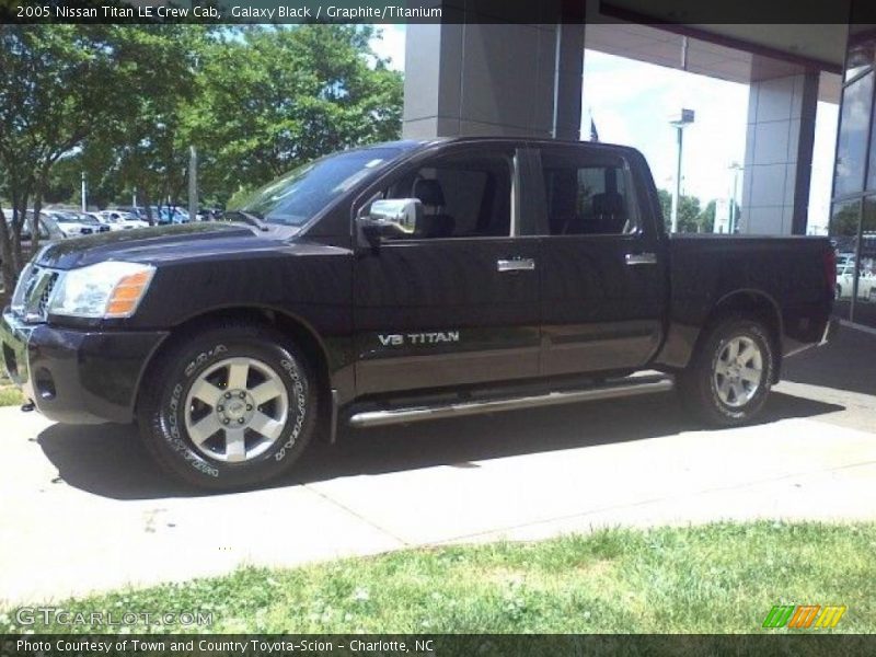 Galaxy Black / Graphite/Titanium 2005 Nissan Titan LE Crew Cab