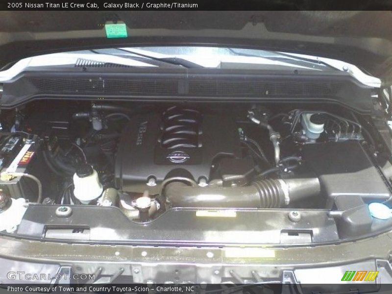 Galaxy Black / Graphite/Titanium 2005 Nissan Titan LE Crew Cab