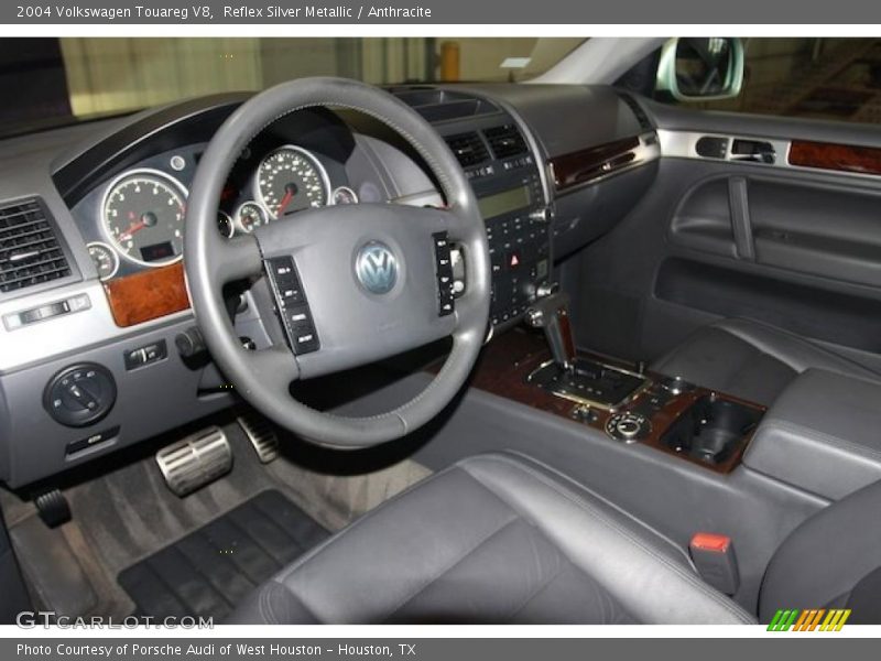 Reflex Silver Metallic / Anthracite 2004 Volkswagen Touareg V8