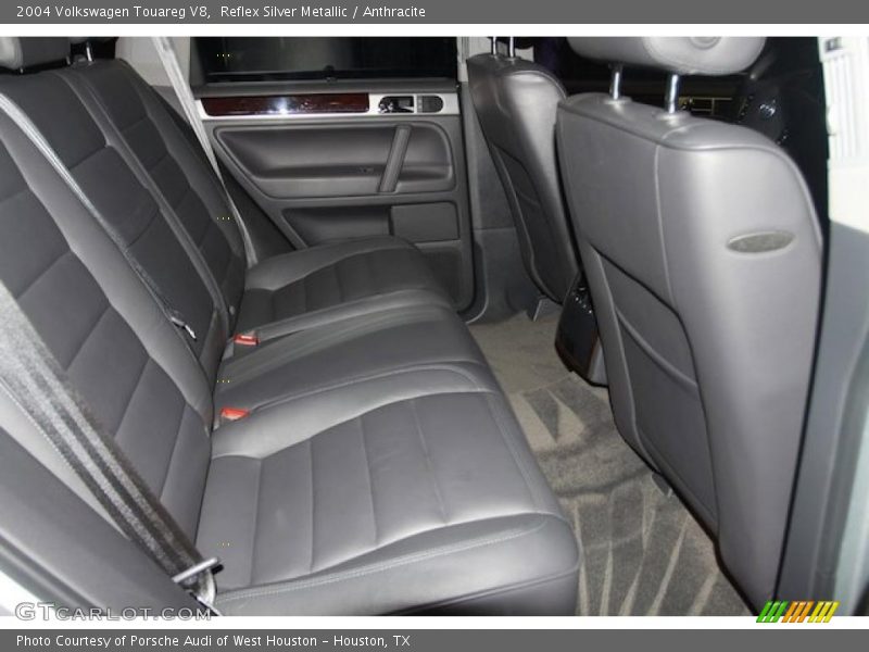 Reflex Silver Metallic / Anthracite 2004 Volkswagen Touareg V8