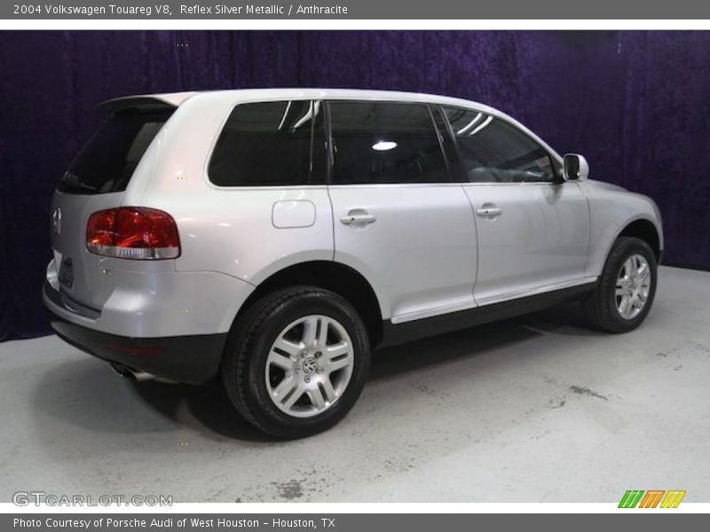 Reflex Silver Metallic / Anthracite 2004 Volkswagen Touareg V8