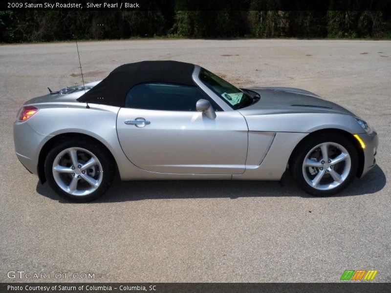 Silver Pearl / Black 2009 Saturn Sky Roadster