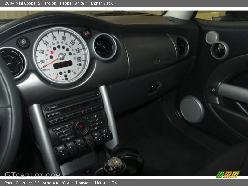 Pepper White / Panther Black 2004 Mini Cooper S Hardtop