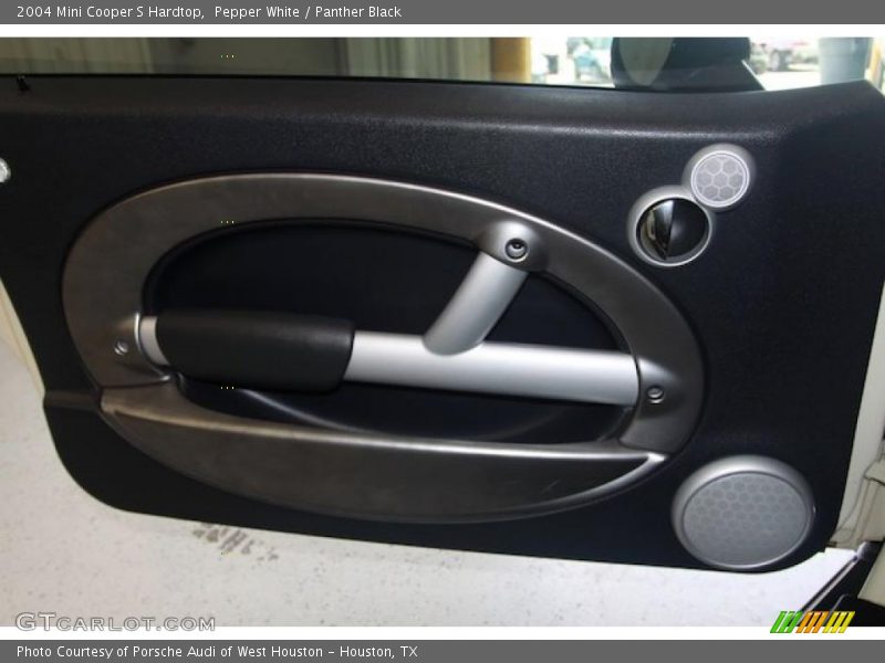 Pepper White / Panther Black 2004 Mini Cooper S Hardtop