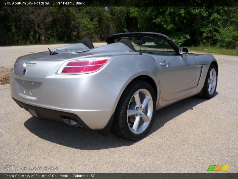 Silver Pearl / Black 2009 Saturn Sky Roadster