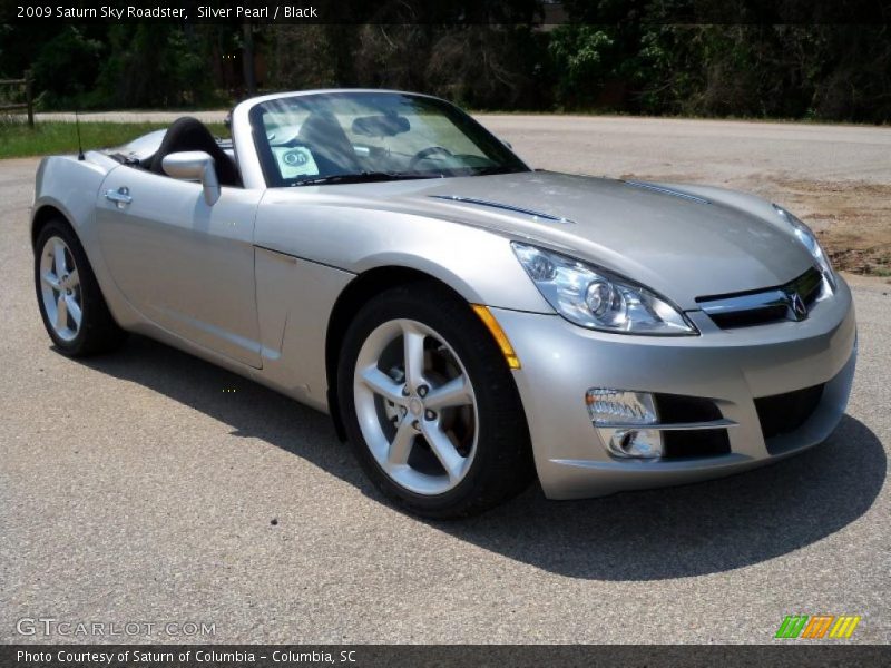 Silver Pearl / Black 2009 Saturn Sky Roadster