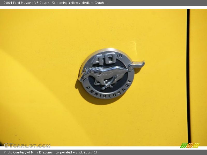 Screaming Yellow / Medium Graphite 2004 Ford Mustang V6 Coupe