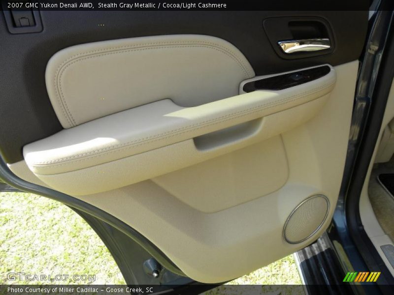 Stealth Gray Metallic / Cocoa/Light Cashmere 2007 GMC Yukon Denali AWD