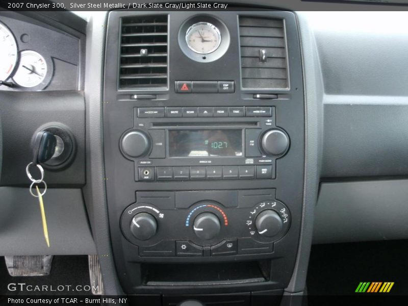 Silver Steel Metallic / Dark Slate Gray/Light Slate Gray 2007 Chrysler 300