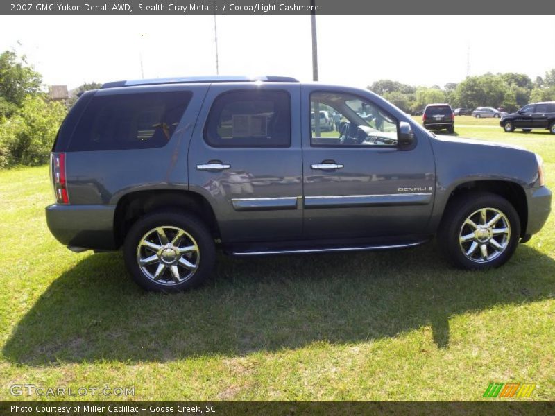 Stealth Gray Metallic / Cocoa/Light Cashmere 2007 GMC Yukon Denali AWD