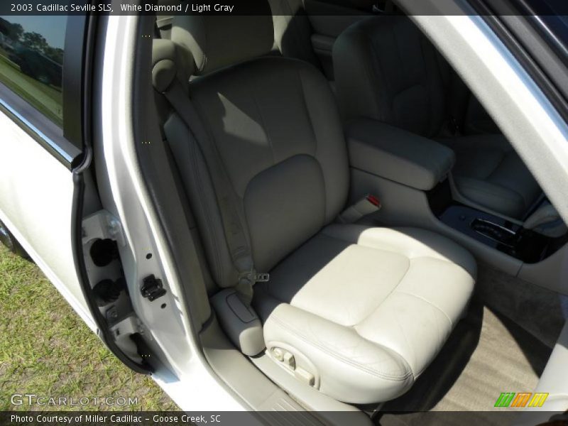 White Diamond / Light Gray 2003 Cadillac Seville SLS