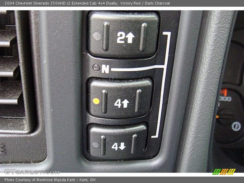 Victory Red / Dark Charcoal 2004 Chevrolet Silverado 3500HD LS Extended Cab 4x4 Dually