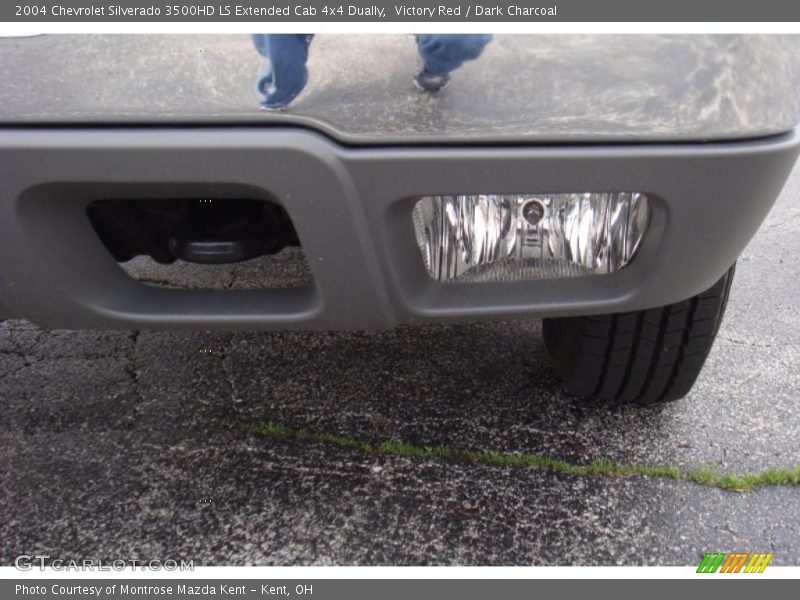 Victory Red / Dark Charcoal 2004 Chevrolet Silverado 3500HD LS Extended Cab 4x4 Dually
