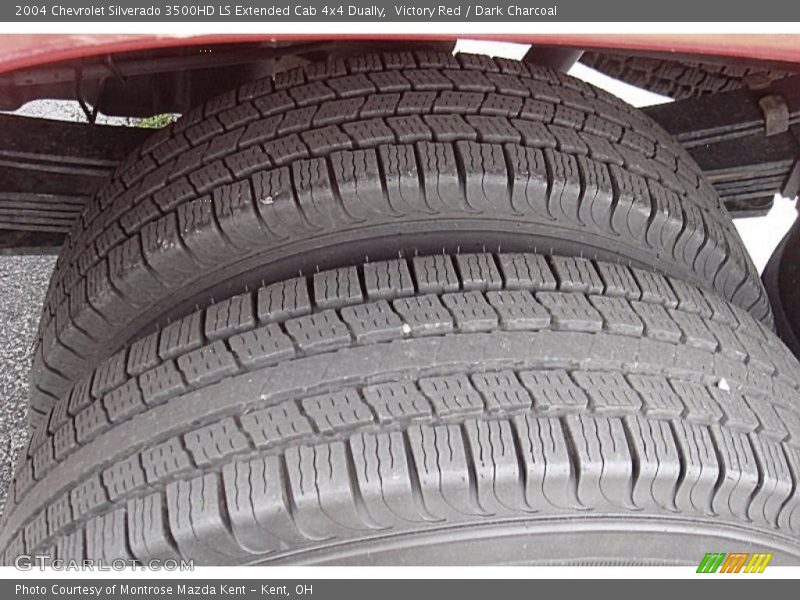 Victory Red / Dark Charcoal 2004 Chevrolet Silverado 3500HD LS Extended Cab 4x4 Dually