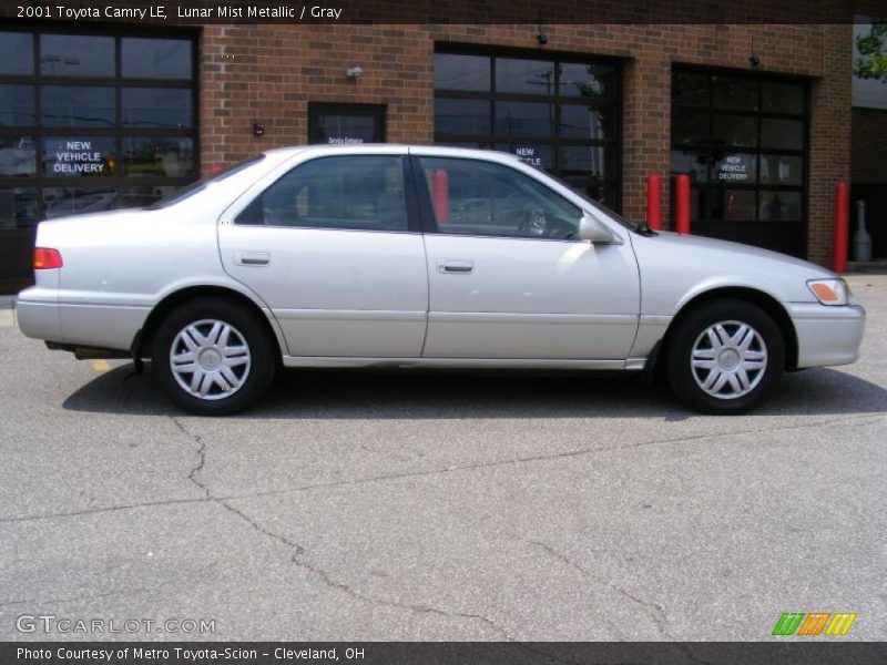 Lunar Mist Metallic / Gray 2001 Toyota Camry LE