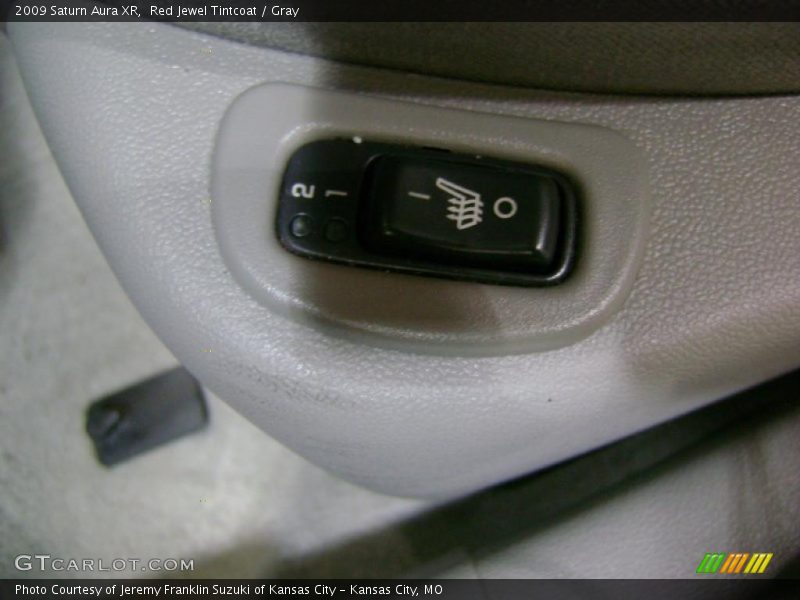 Red Jewel Tintcoat / Gray 2009 Saturn Aura XR