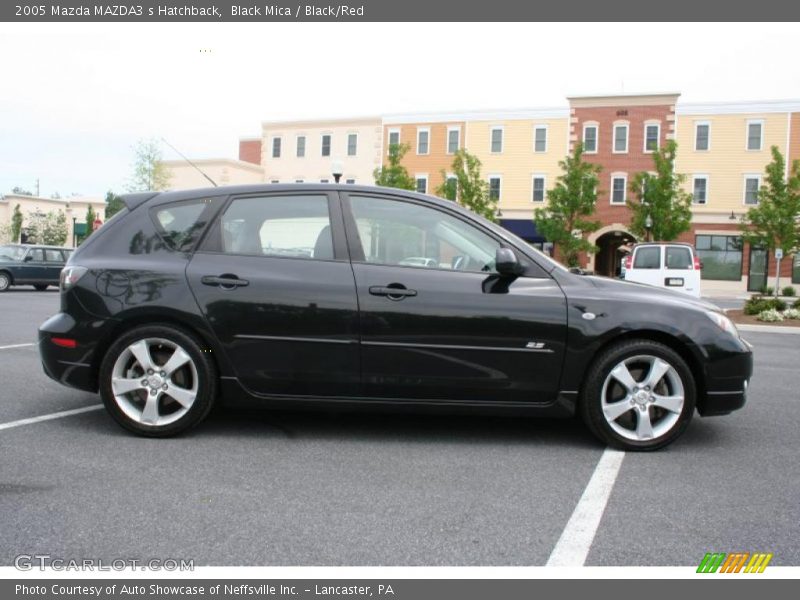 Black Mica / Black/Red 2005 Mazda MAZDA3 s Hatchback