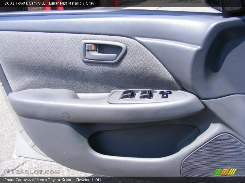 Lunar Mist Metallic / Gray 2001 Toyota Camry LE