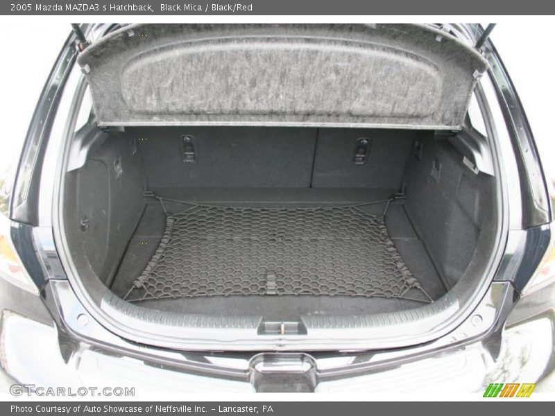 Black Mica / Black/Red 2005 Mazda MAZDA3 s Hatchback