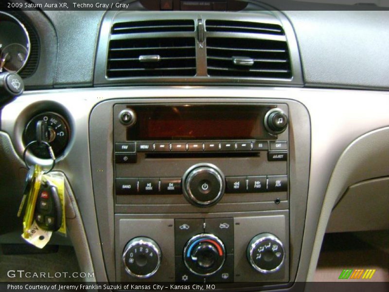 Techno Gray / Gray 2009 Saturn Aura XR