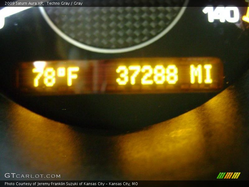 Techno Gray / Gray 2009 Saturn Aura XR