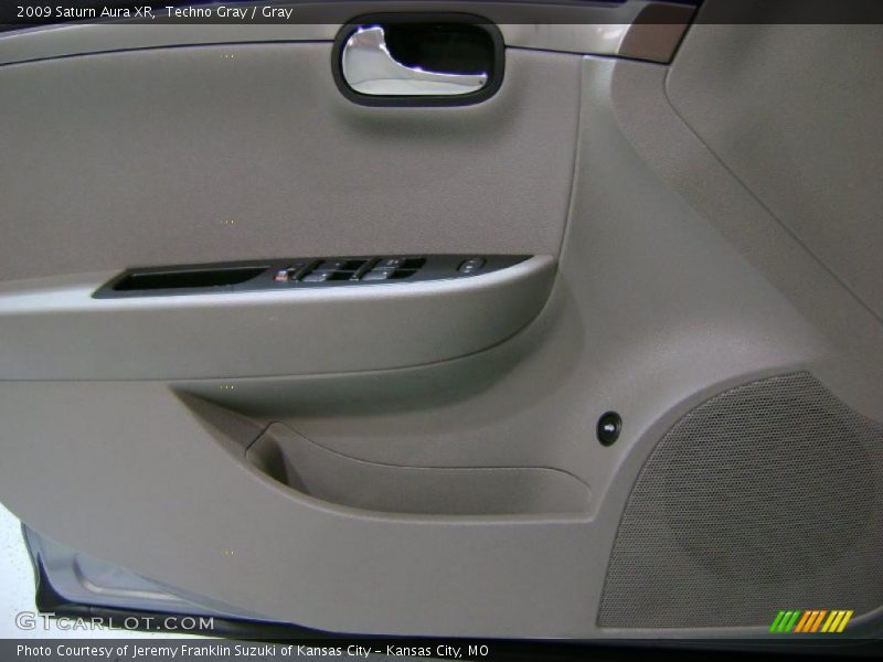 Techno Gray / Gray 2009 Saturn Aura XR