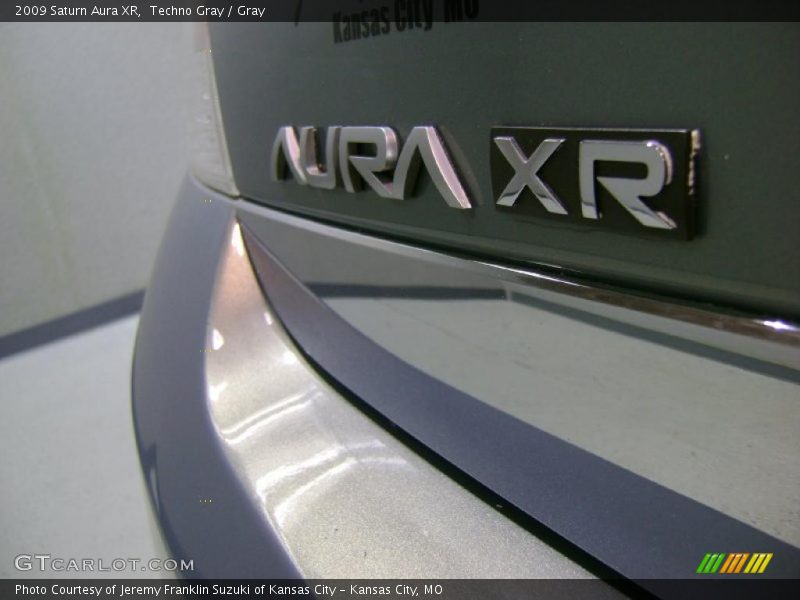 Techno Gray / Gray 2009 Saturn Aura XR