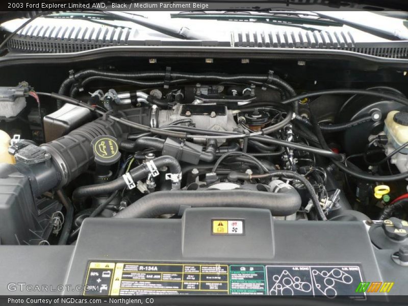 Black / Medium Parchment Beige 2003 Ford Explorer Limited AWD