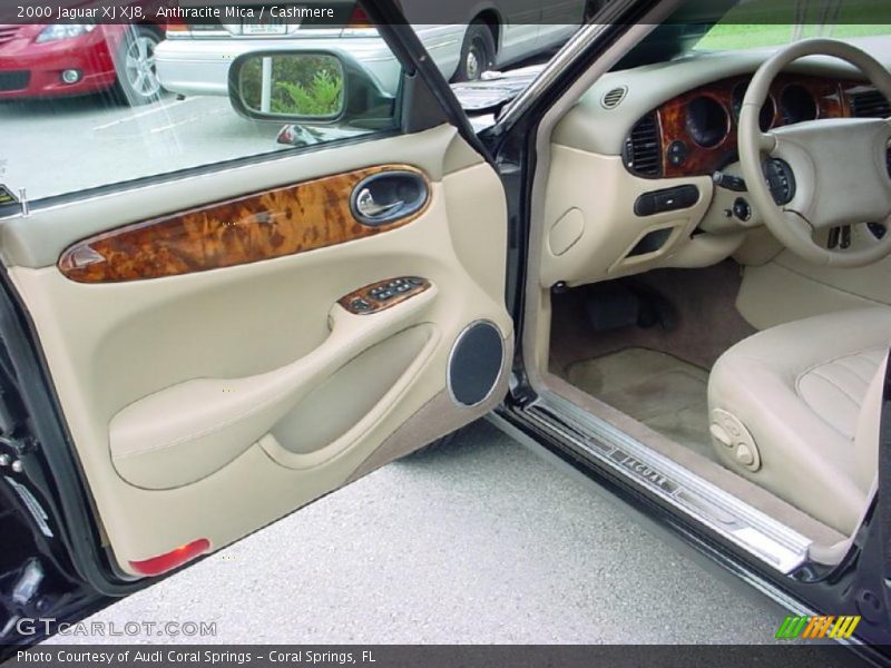 Anthracite Mica / Cashmere 2000 Jaguar XJ XJ8