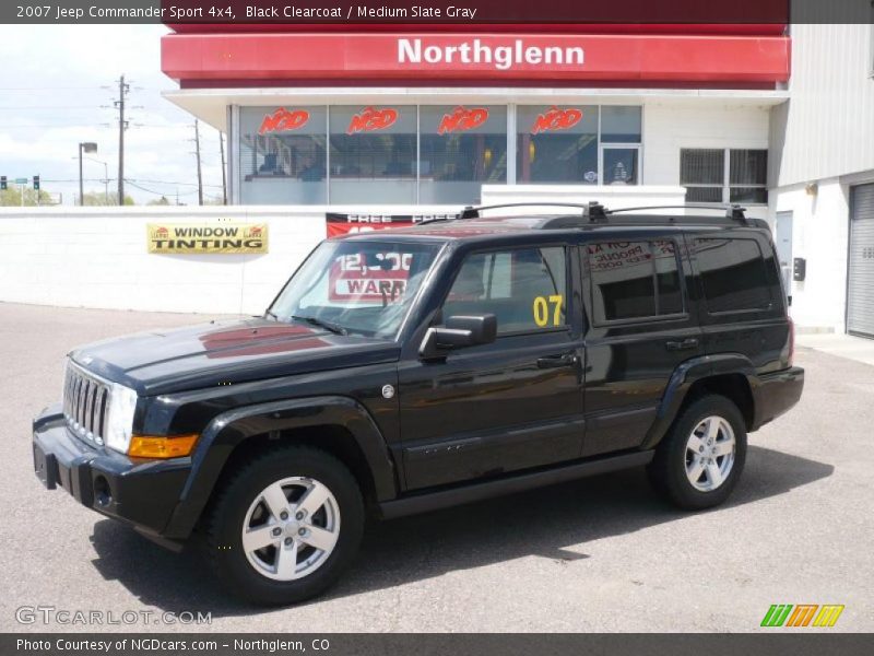 Black Clearcoat / Medium Slate Gray 2007 Jeep Commander Sport 4x4
